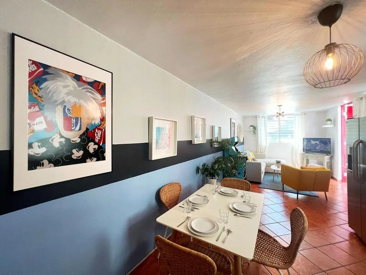 Apartment Stunning 2Br Home W Parking - Walk To Beach! San Juan